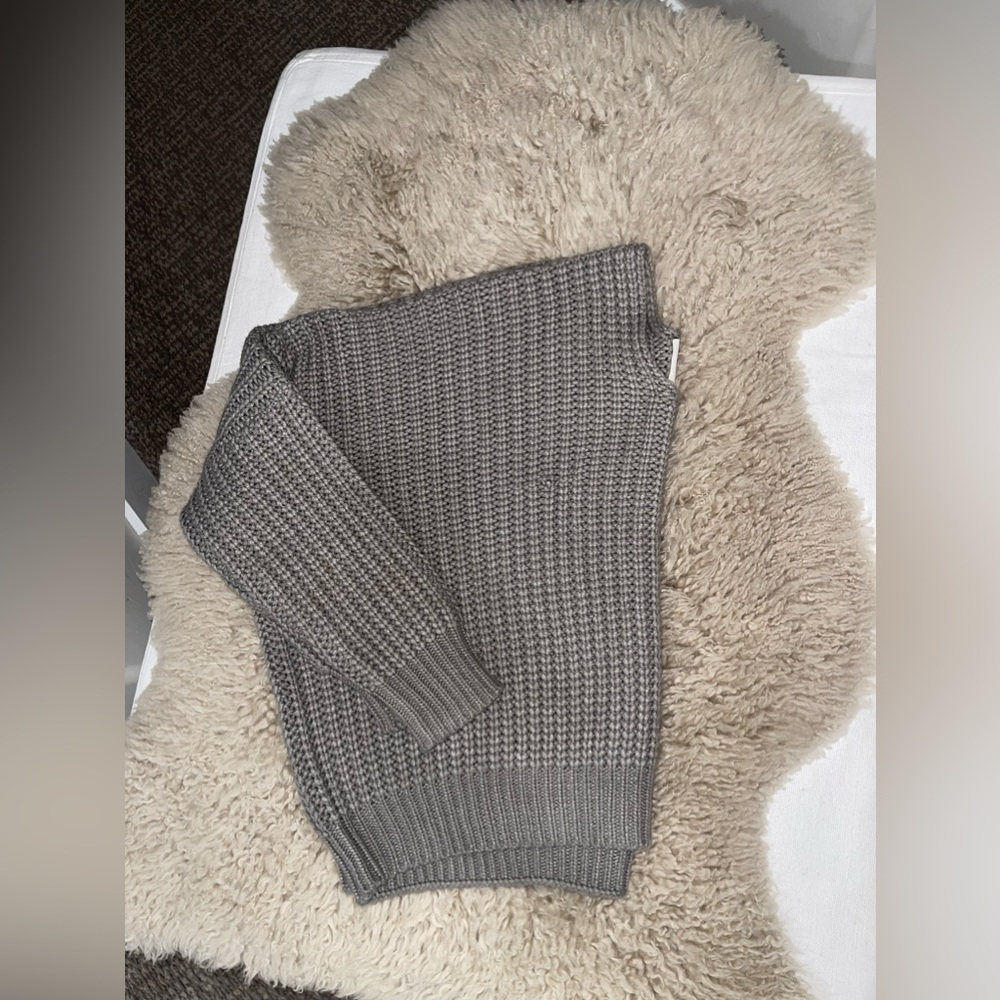 Knit sweater - Picture 8 of 8